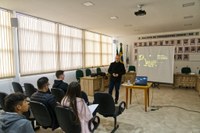 INTEGRANTES DO PROJETO JOVEM CIDADÃO PARTICIPAM DE CURSO DE ORATÓRIA