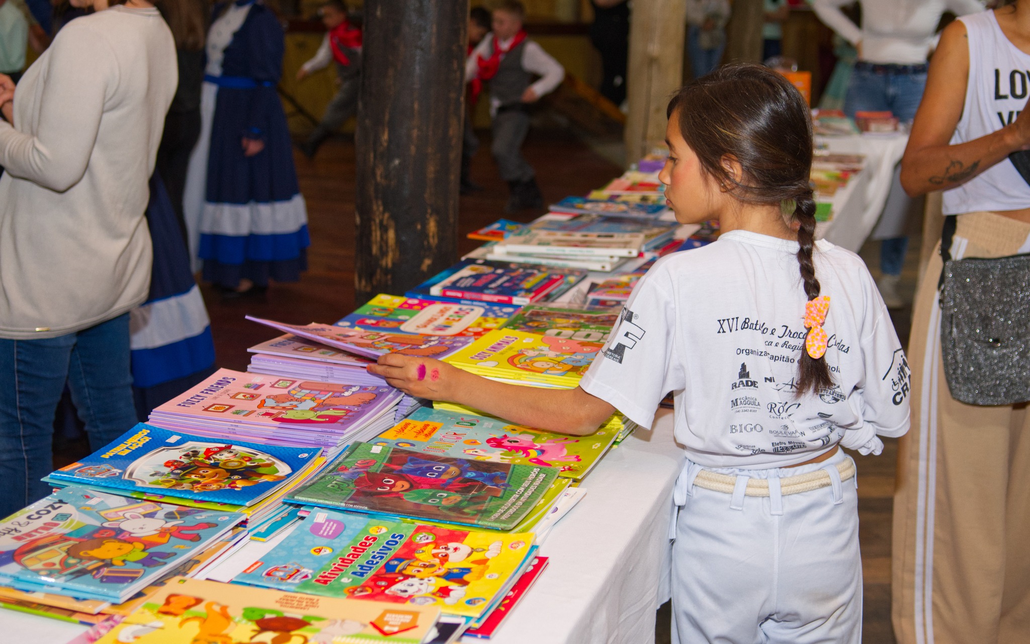 LEGISLATIVO PRESTIGIOU FEIRA DO LIVRO E MOSTRA CULTURAL 2025